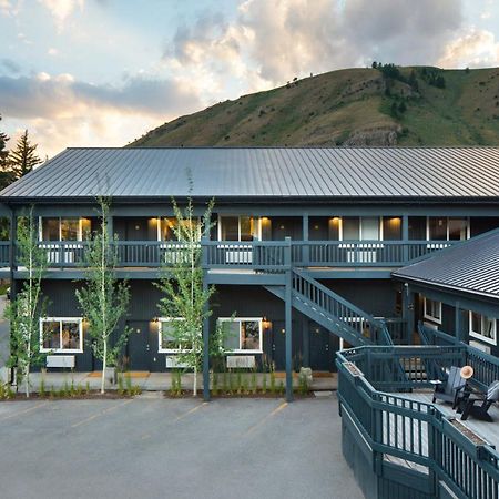 Anvil Hotel Джексон Экстерьер фото