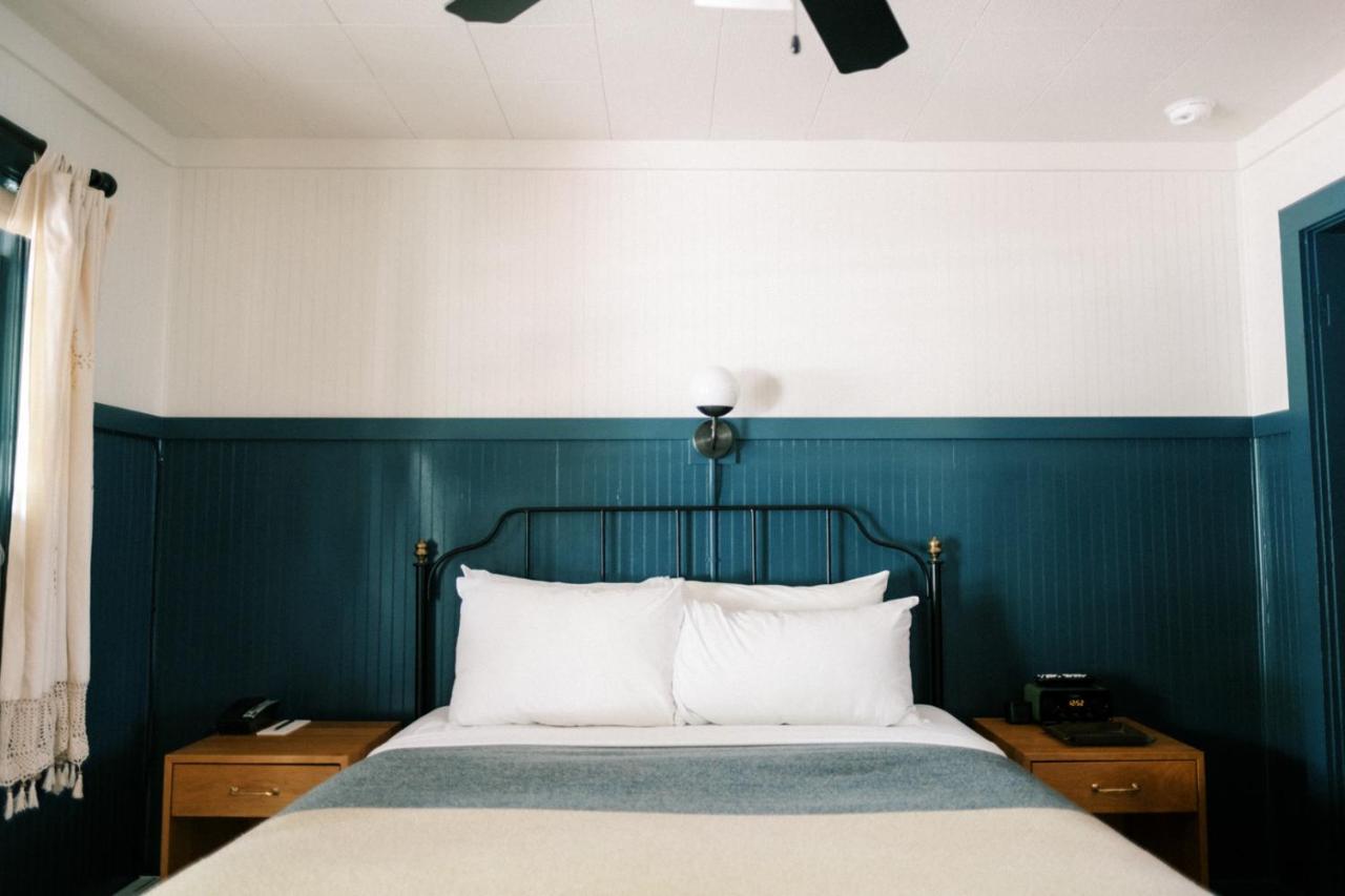 Anvil Hotel Джексон Экстерьер фото