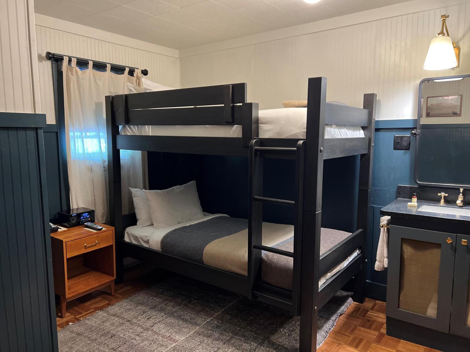 Anvil Hotel Джексон Экстерьер фото